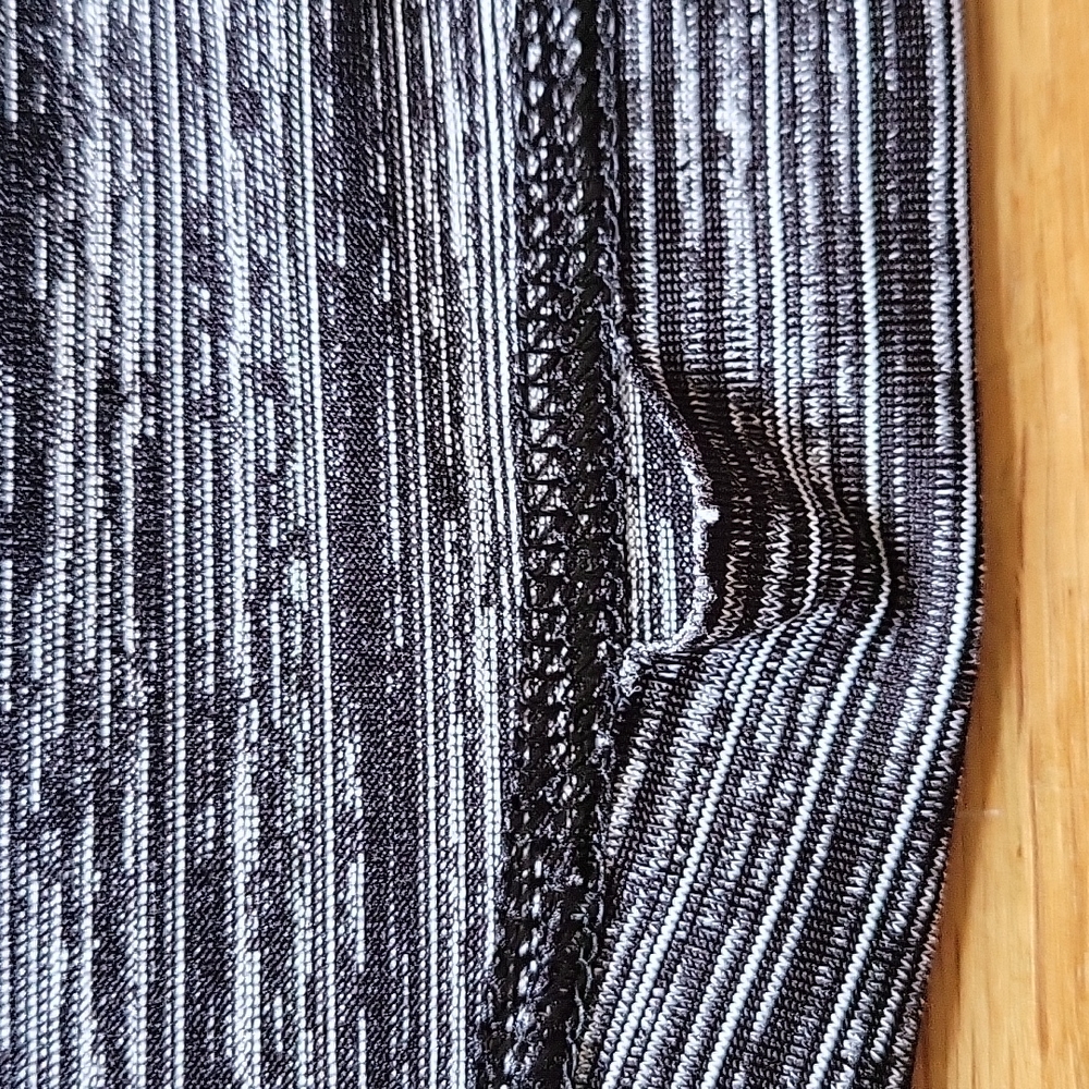 Workout Top - Picture 3 of 7